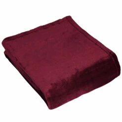 Furn Harlow Plain Fleece Throw Berry 140cm X 180cm