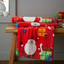 Santa's Christmas Presents Fleece Throw Red