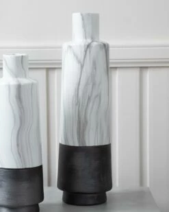 Large Gaia Black & Marble Vase