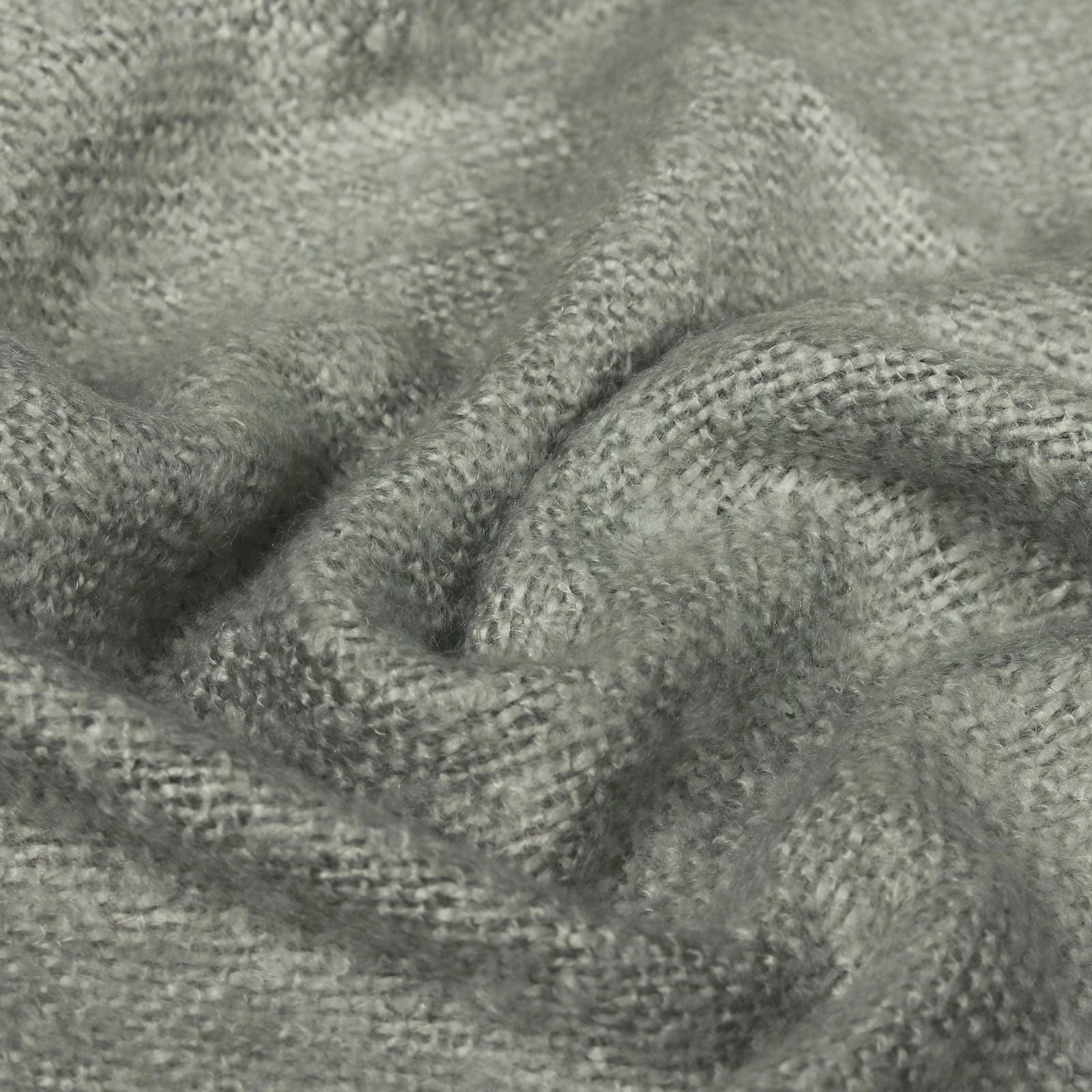 Chiltern Super Soft Tasselled Throw Grey 4 Chiltern Super Soft Tasselled Throw Grey - Image 2