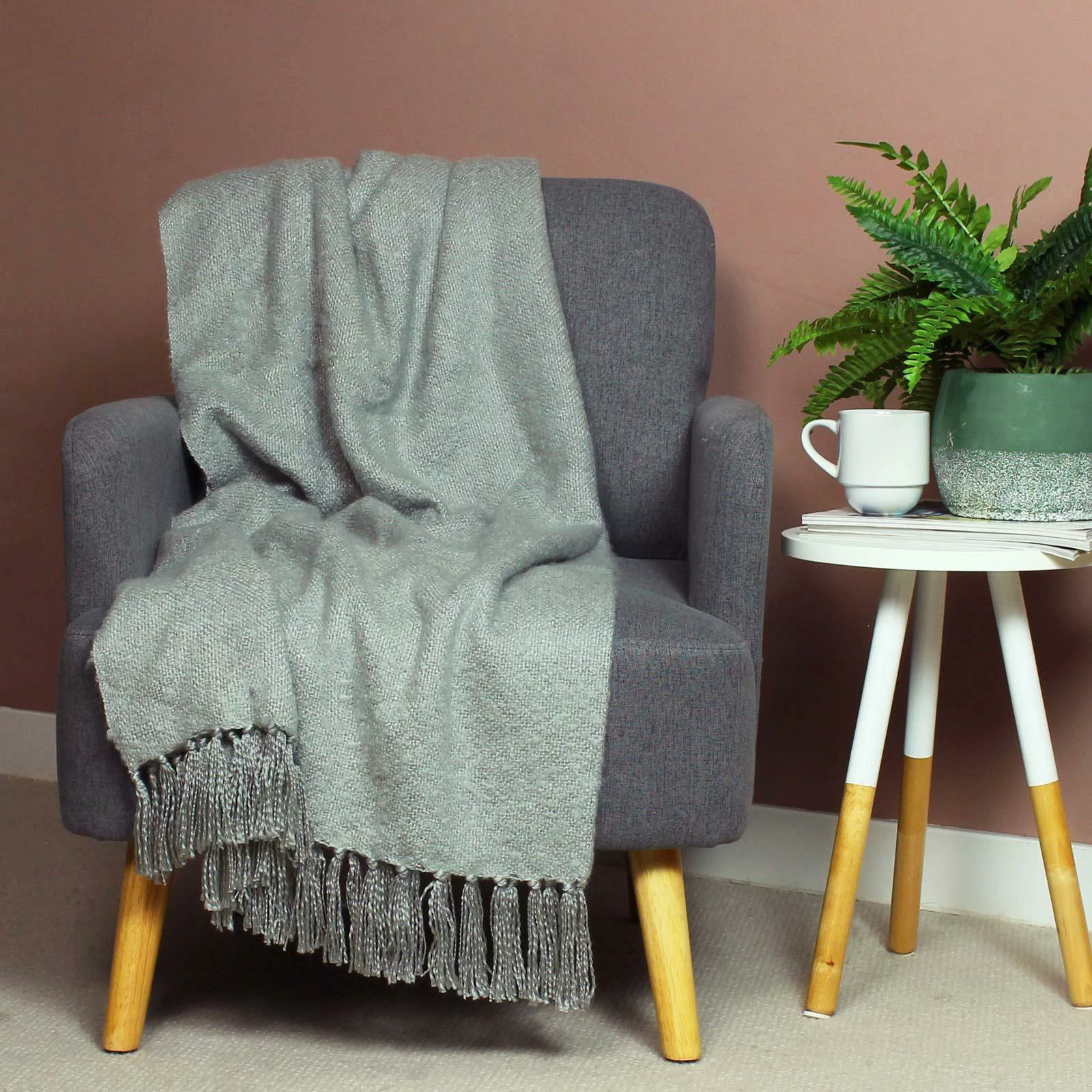 Chiltern Super Soft Tasselled Throw Grey 3 Chiltern Super Soft Tasselled Throw Grey