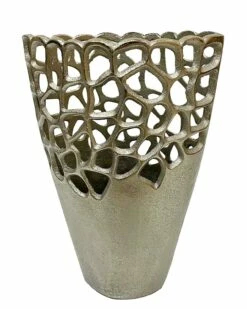Large Bella Cut Out Metal Vase 8 Large Bella Cut Out Metal Vase -Ideal Shop e6740114 eaf8 41dd a181 ffee9971539a