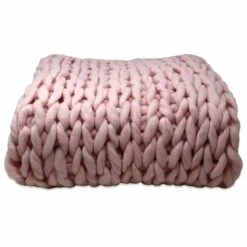 Chunky Cable Knit Throw Blush Pink 120cm X 150cm -Ideal Shop pink 2 22e90bac 6caf 4a60 8db5 0ae5b3e51320