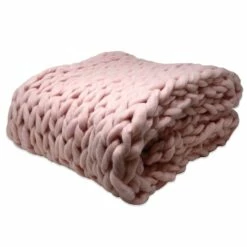 Chunky Cable Knit Throw Blush Pink 120cm X 150cm -Ideal Shop pink 3 26ac599a d756 4f77 b5b6 e4f9b235c57a